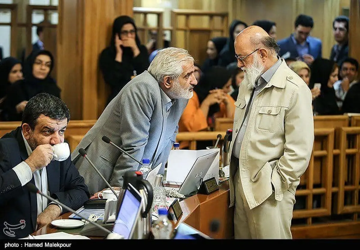 برای زاکانی با تهدید رای گرفته‌اند