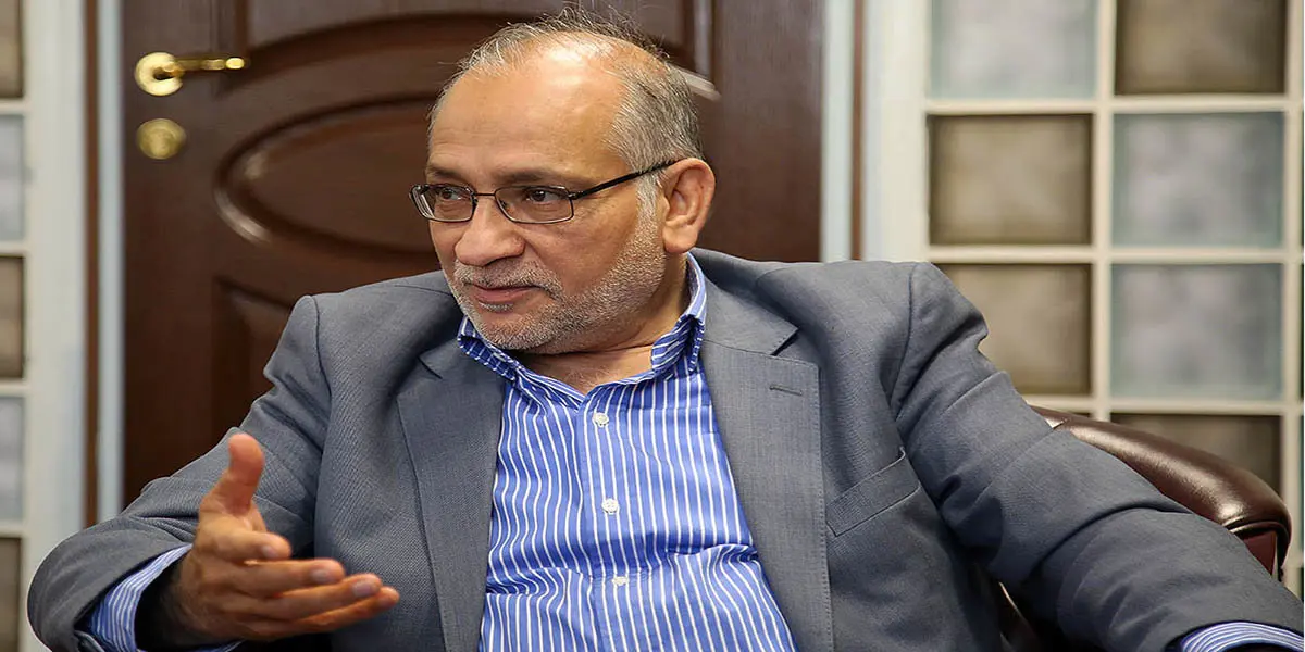 سیدحسین مرعشی: شورای نگهبان اگر می‌دانست روحانی این مقدار رای دارد کاری دیگری می‌کرد/مردم به امثال هادی خامنه‌ای و منتجب‌نیا رای نمی‌دهند/حضور اصولگرایان در کابینه منطقی نیست/هیچ کجای دنیا اقلیت وارد کابینه نمی‌شود