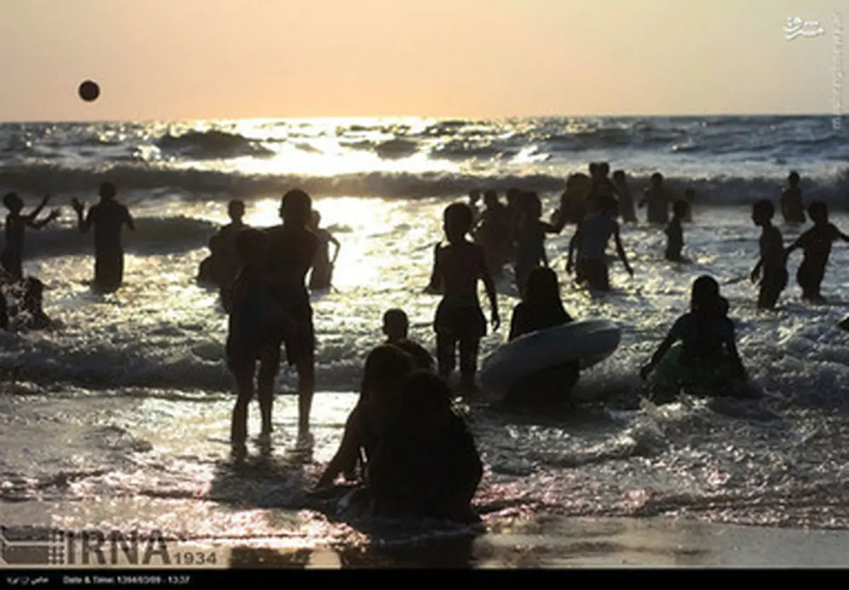 افزایش دما و پناه بردن مردم غزه و رام الله به دریا/تصاویر