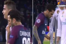 حركت غير اخلاقی فوتباليست مشهور مقابل رونالدو +عکس