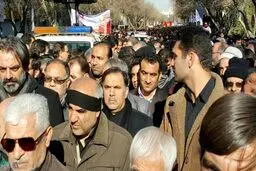 وزیر راه در تشییع پیکر جان باختگان قطار تبریز - مشهد/عکس