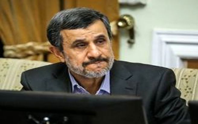 عضو مجلس خبرگان: دیگر احمدی نژاد را تایید صلاحیت نمی کنند/ بی خود تلاش می کند خودش را دوباره مطرح کند