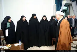 دیدار نامزدهای اصلاح‌طلب و اعتدال‌گرا با آیت‌الله هاشمی‌رفسنجانی/تصاویر