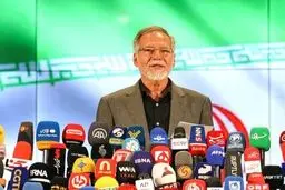 ناظمی‌اردکانی پس از ثبت نام: از اشرافیت‌گرایی پرهیز خواهد کرد