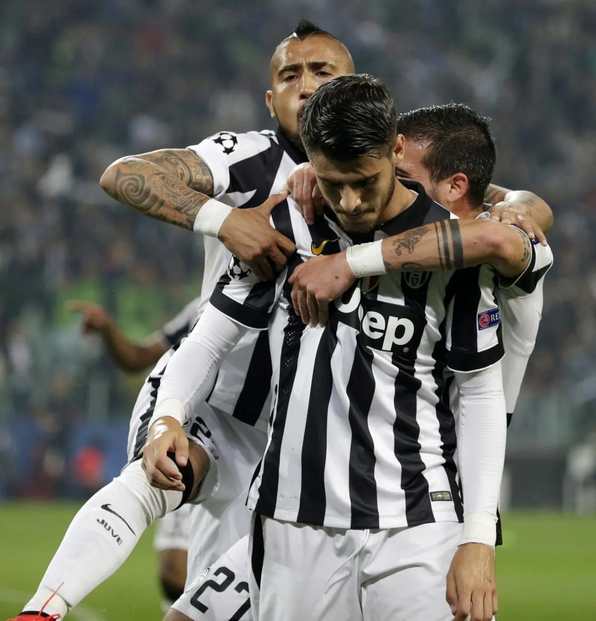 وفاداری آلوارو موراتا به رئال مادرید/عکس