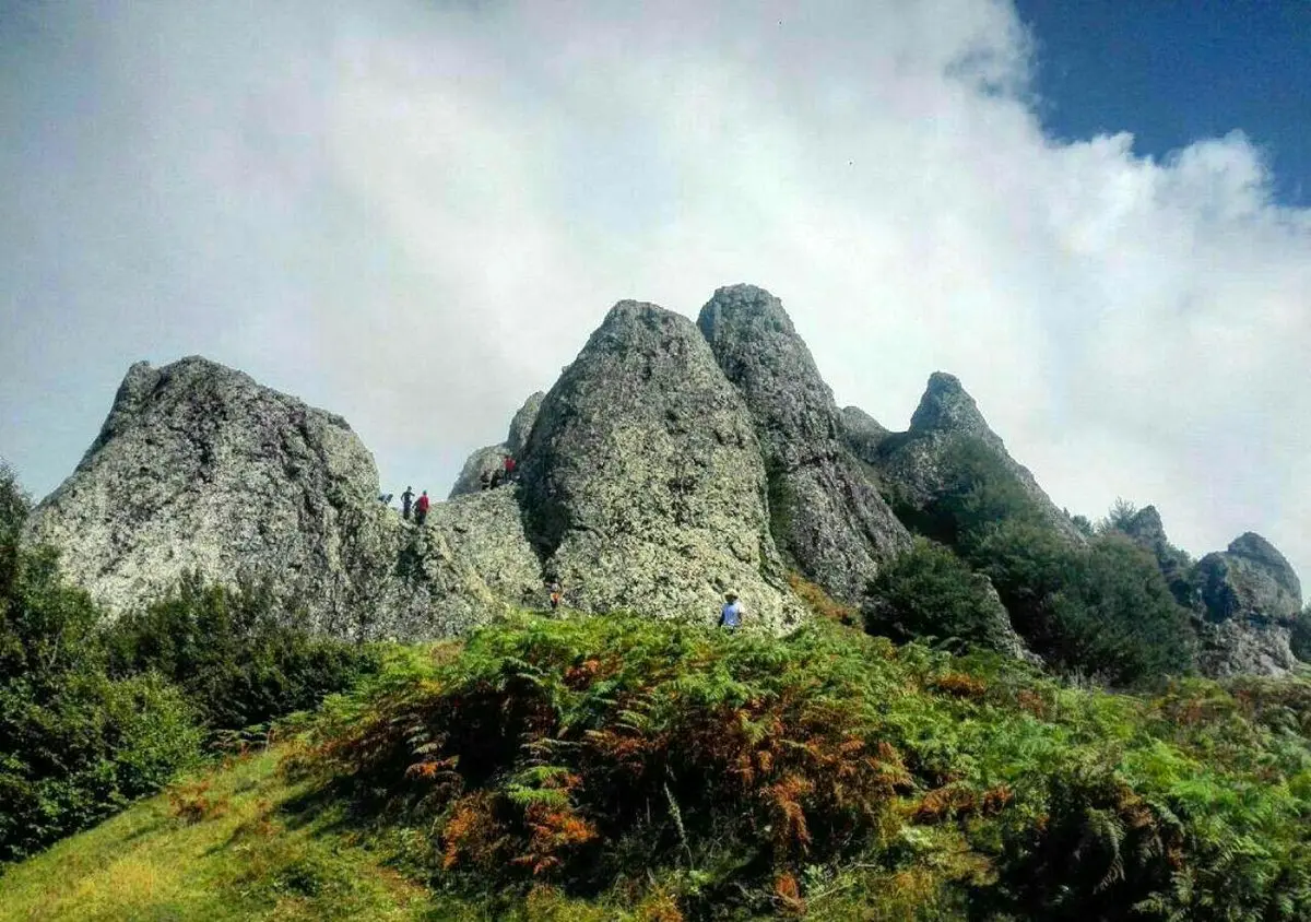 تصویری از قلعه زیبای اسپیناس در مرز استان های اردبیل_گیلان