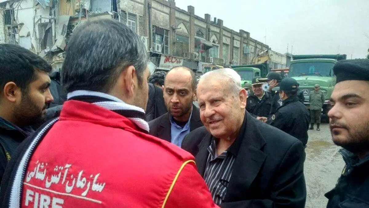 سفیر فلسطین در محل حادثه پلاسکو/عکس