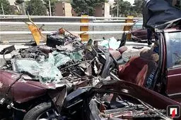 تصاویری از تصادف وحشتناک و مرگبار پژو با کامیون