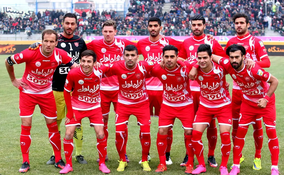 کاپیتان پرسپولیس با بازوبند حجازی/عکس