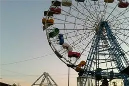 سقوط مرگبار چرخ و فلک در شهربازی برازجان/تصاویر