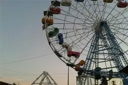 سقوط مرگبار چرخ و فلک در شهربازی برازجان/تصاویر