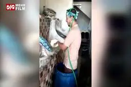 ببینید: ابتکار جالب یک نانوا برای فرار از گرما!