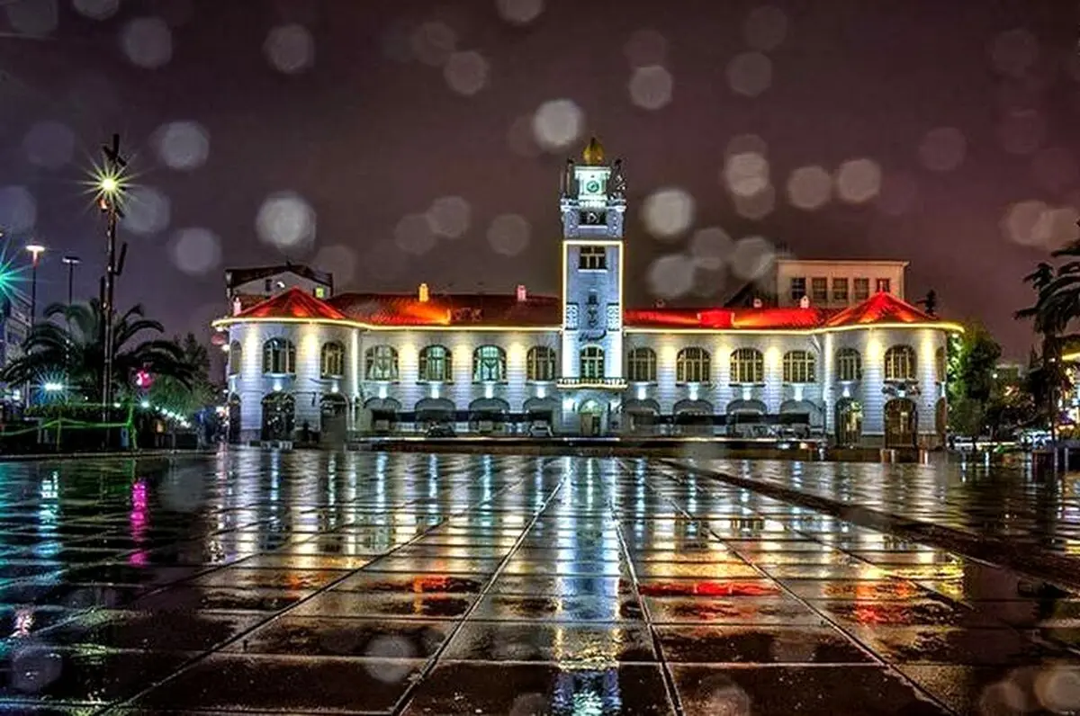 نمایی فوق العاده زیبا از شهر رشت / عکس
