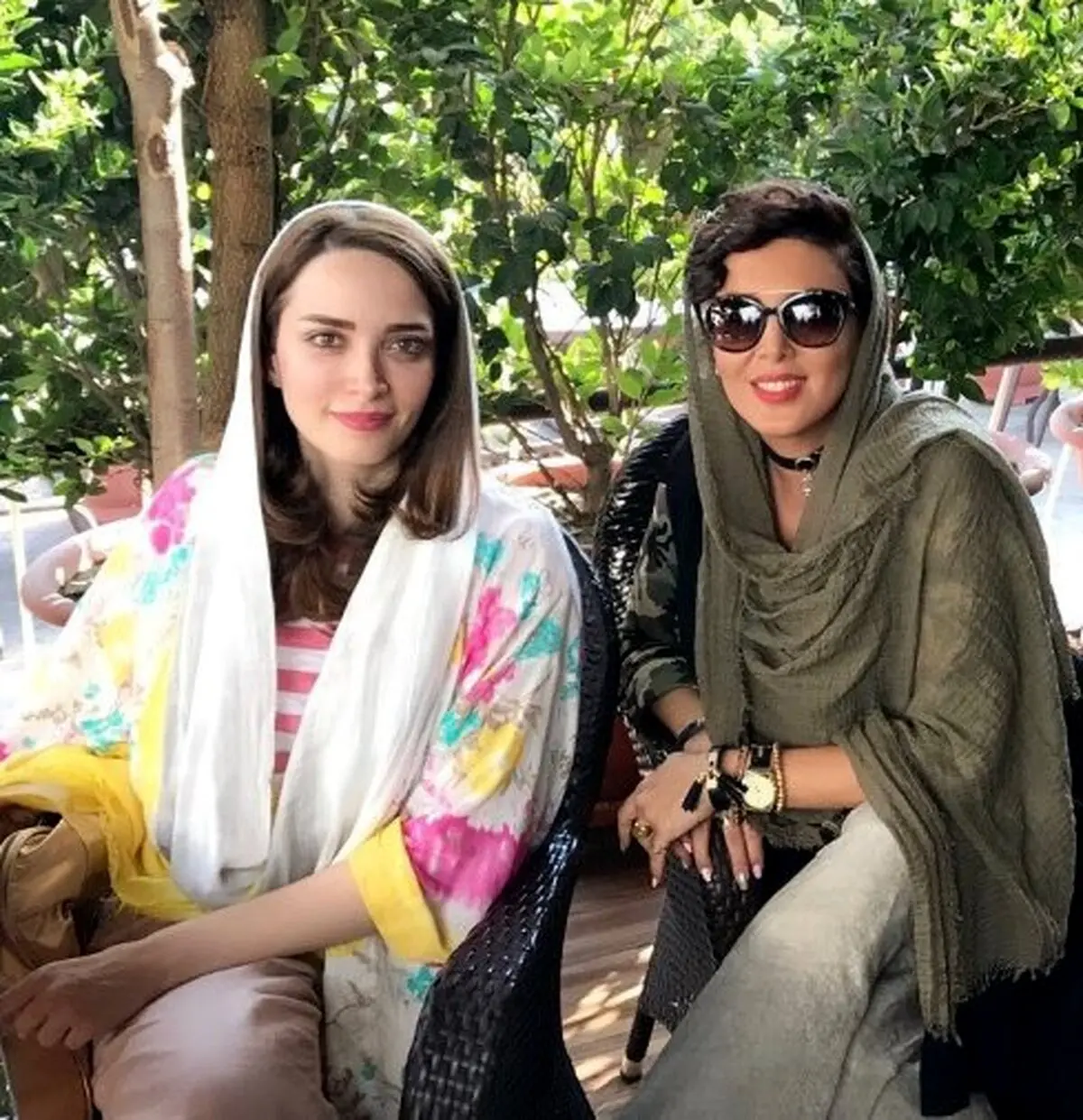 کافه نشینی لیلا بلوکات و بهنوش طباطبایی/عکس