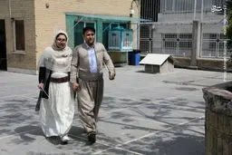 ثبت‌نام پدر و دختر در انتخابات ریاست‌جمهوری/عکس