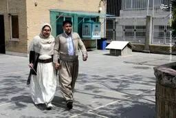ثبت‌نام پدر و دختر در انتخابات ریاست‌جمهوری/عکس