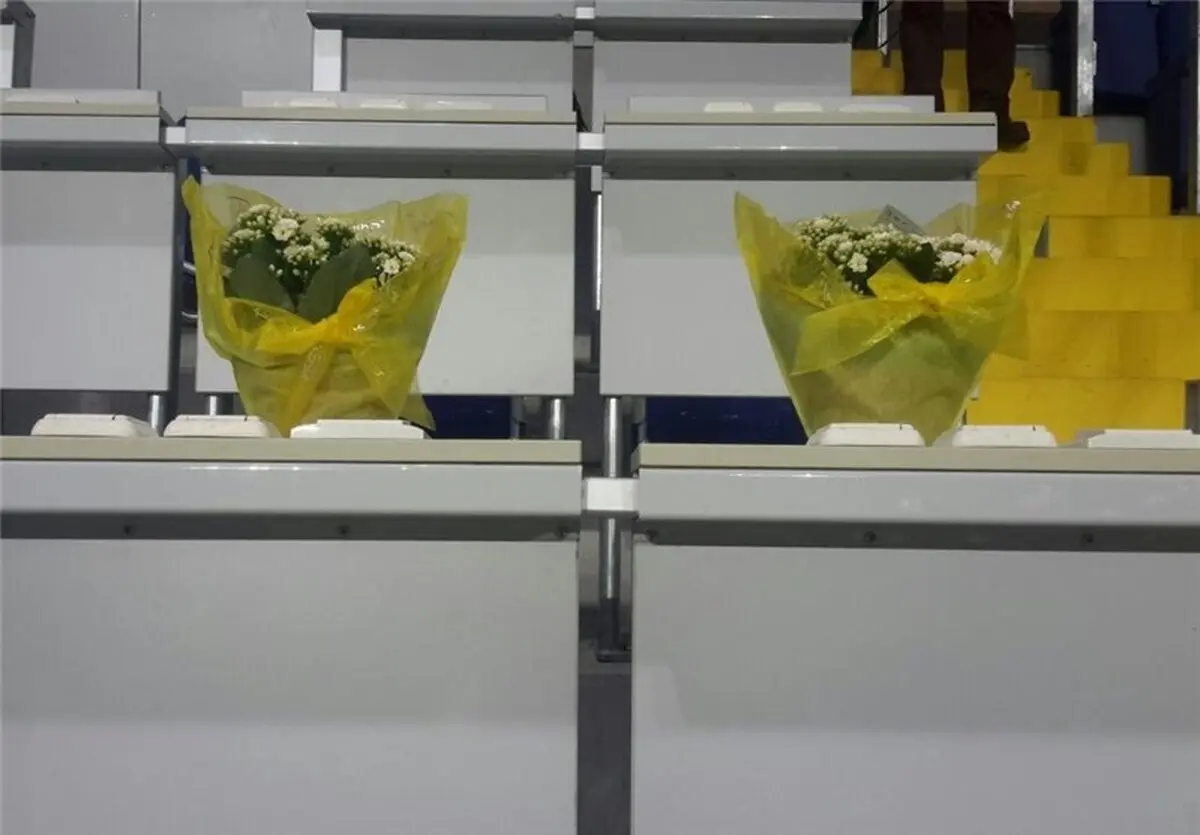جای خالی دو خبرنگار ایرانی در ورزشگاه +عکس