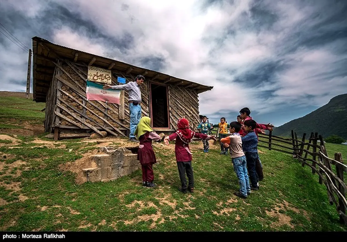 دانش آموزانی در آرزوی روشنایی.../تصاویر