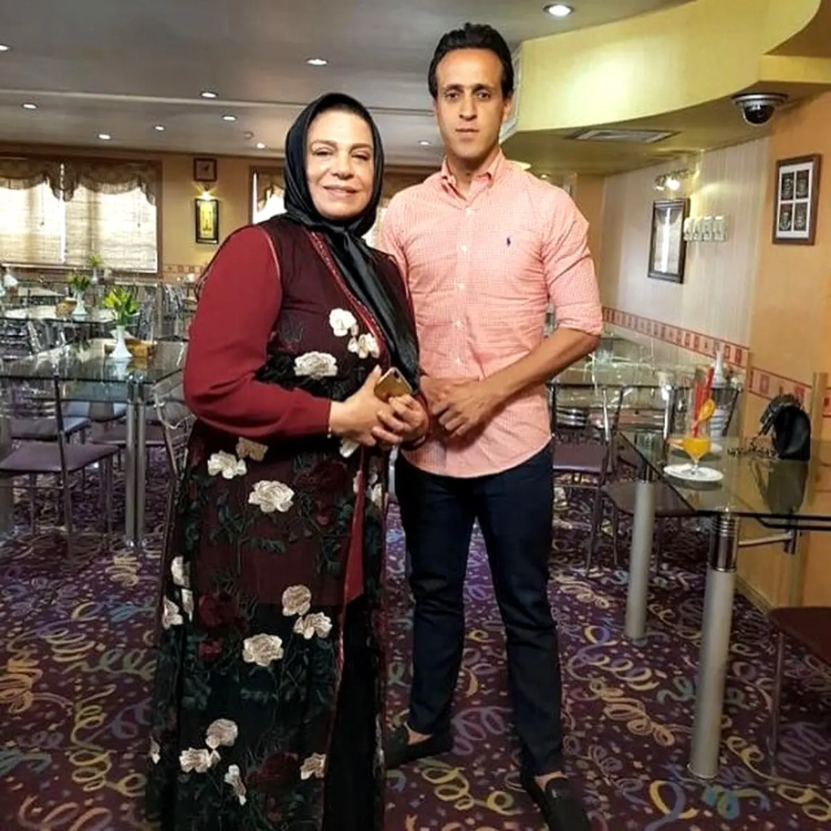 گوهر خیراندیش در کنار جادوگر! + عکس