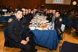 تصاویر: افطار نیروهای پلیس مسلمان آمریکا در ماه رمضان
