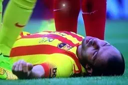 عکس/ غش کردن مدافع بارسلونا