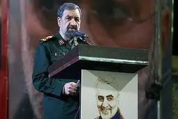 محسن رضایی: مقایسه موشک با پراید نشانه تغییر حکمروایی است