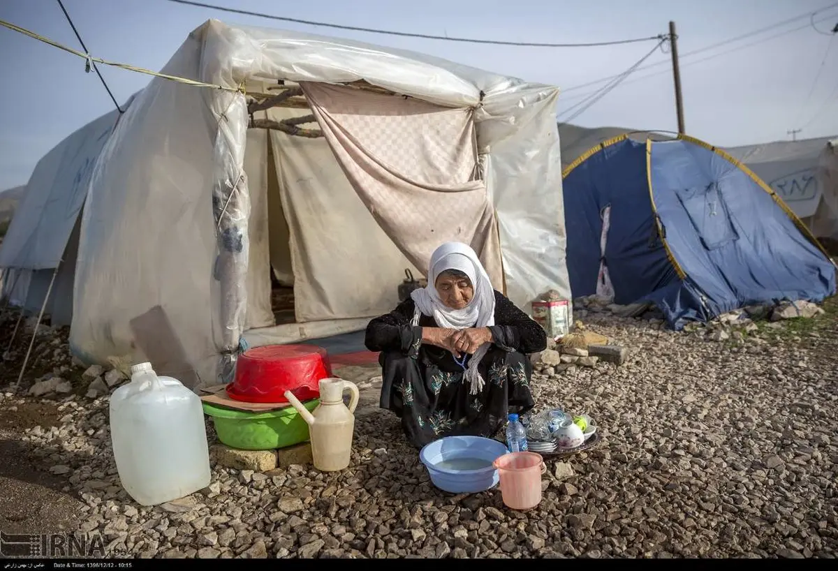 تصاویری از حال و هوای زندگی روزمره مردم شهر زلزله زده «ثلاث باباجانی»