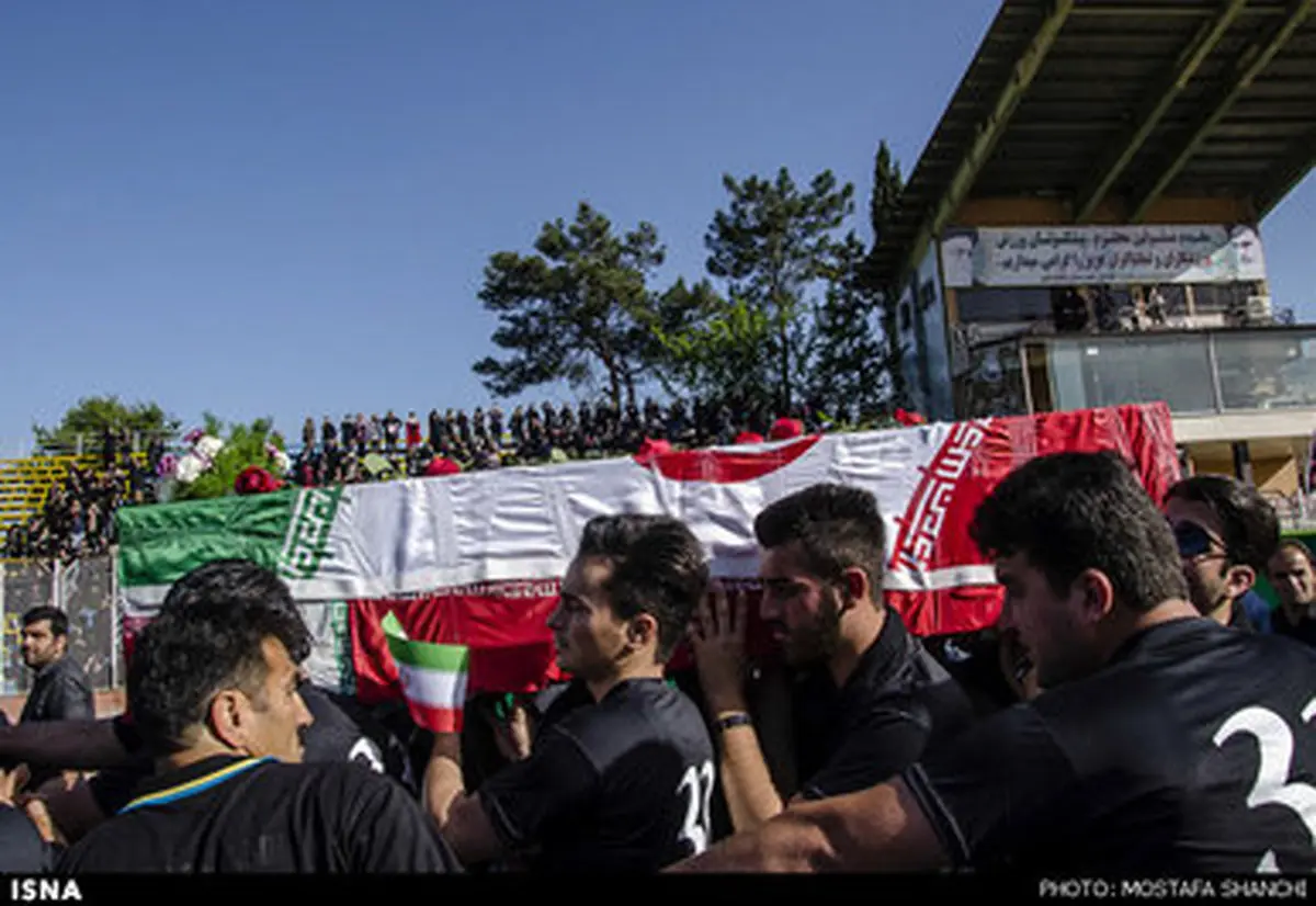 چه کسانی در مراسم تشییع و خاکسپاری مهرداد اولادی شرکت کردند؟/تصاویر