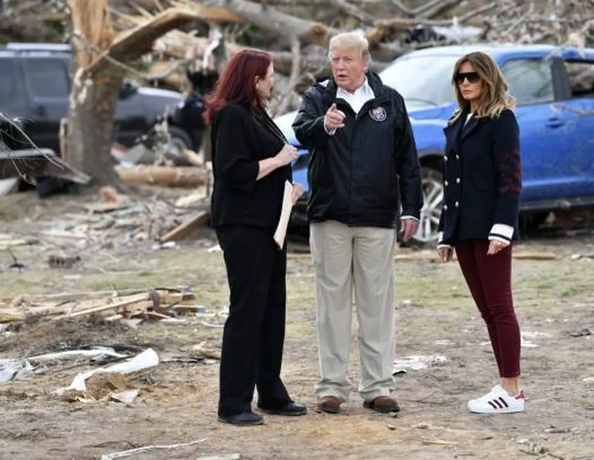 سفر ترامپ پس از یک هفته به مناطق طوفان‌زده!/تصاویر