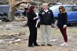 سفر ترامپ پس از یک هفته به مناطق طوفان‌زده!/تصاویر