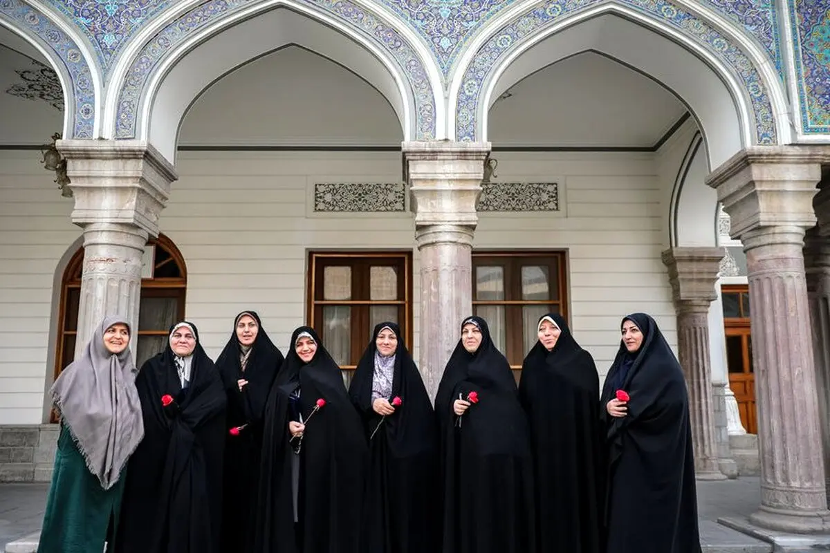 عكس يادگاري زنان مجلس به مناسب روز زن!