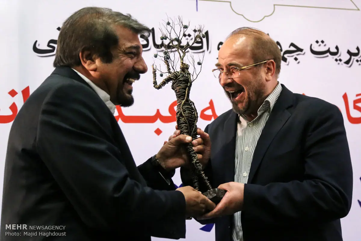 خنده‌های از ته دل قالیباف/ عکس