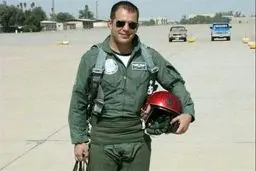 خلبان سانحه جنگنده میگ به شهادت رسید +عکس