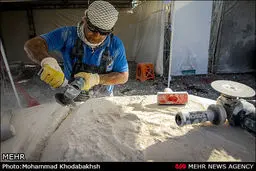 برج میلاد، جولانگاه مجسمه‌سازان شده است/ تصاویر