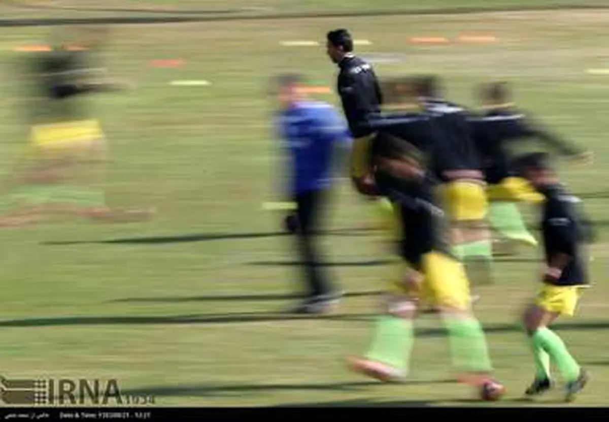 روایت تصویری از تمرین تیم ملی فوتبال زیر نظر کی روش و علی کریمی