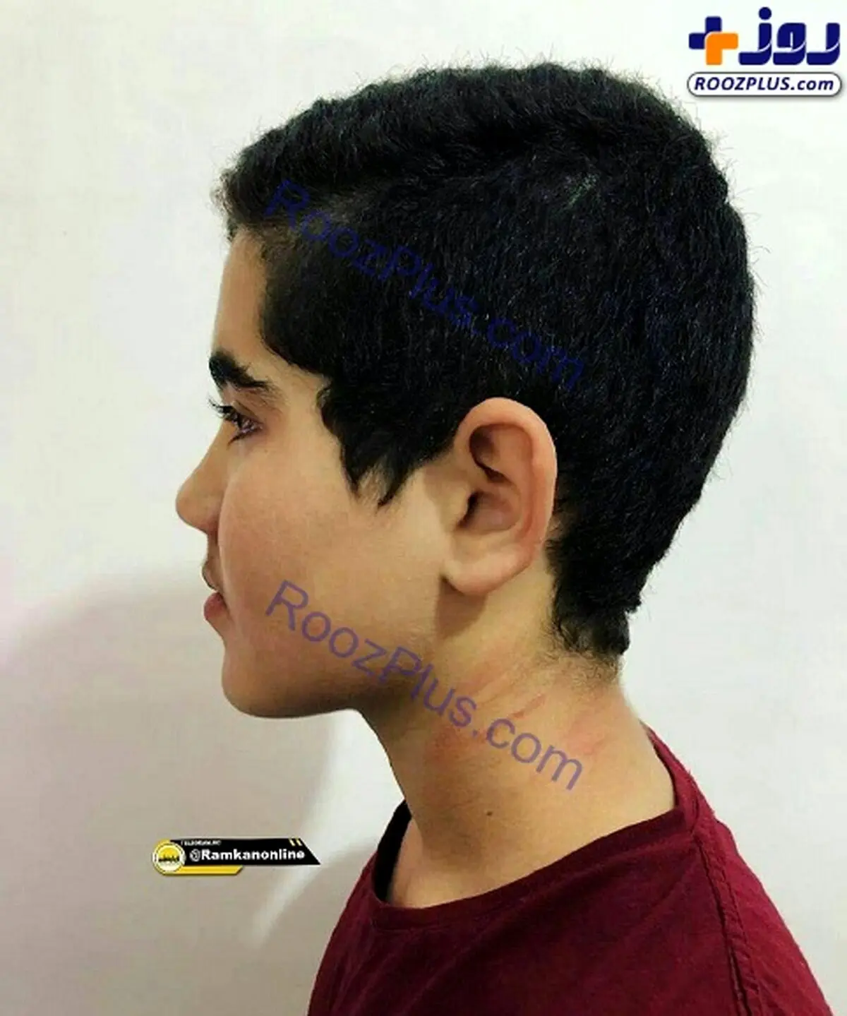کتک‌ خوردن دانش‌آموز توسط معلم بخاطر خندیدن/عکس