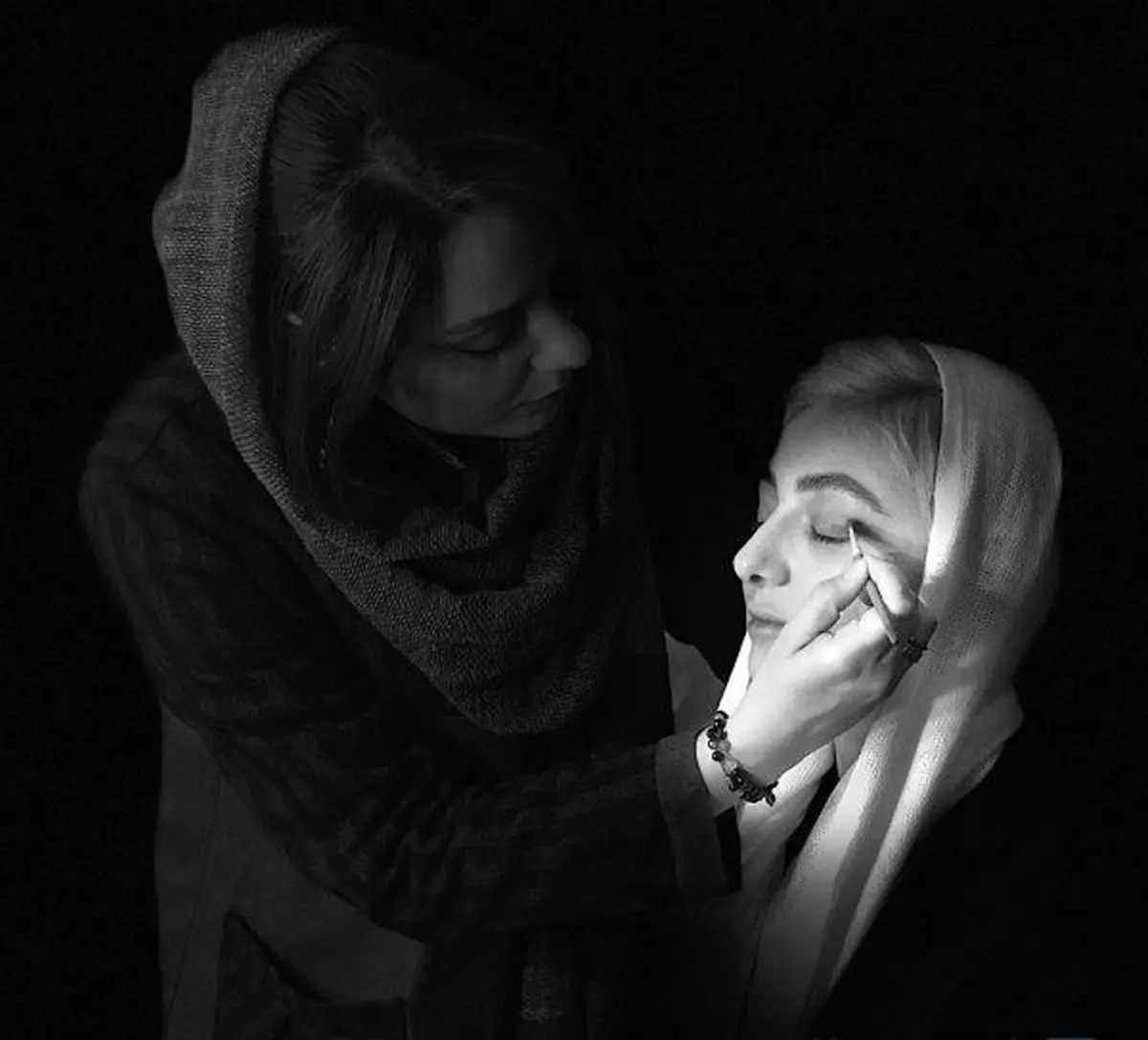 اينستا: تصوير ویدا جوان در پشت صحنه سريال «زیر همکف»