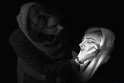 اينستا: تصوير ویدا جوان در پشت صحنه سريال «زیر همکف»