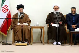 دیدار دست‌اندرکاران کنگره آیت‌الله مصطفی خمینی با رهبر انقلاب/تصاویر