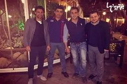 فرهاد مجیدی در کنار پوریا پورسرخ/ عکس