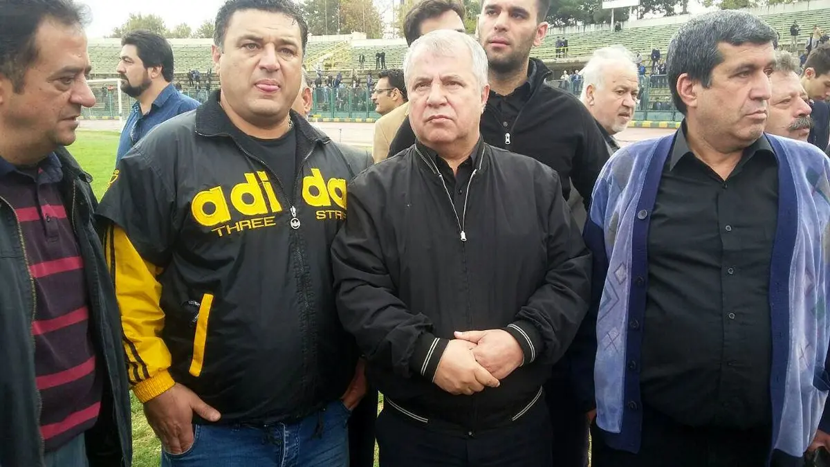 عکس / علی پروین در مراسم تشییع پورحیدری