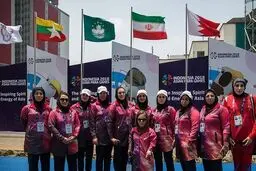 اهتزاز پرچم ایران در دهکده بازی‌های پاراآسیایی / تصاویر