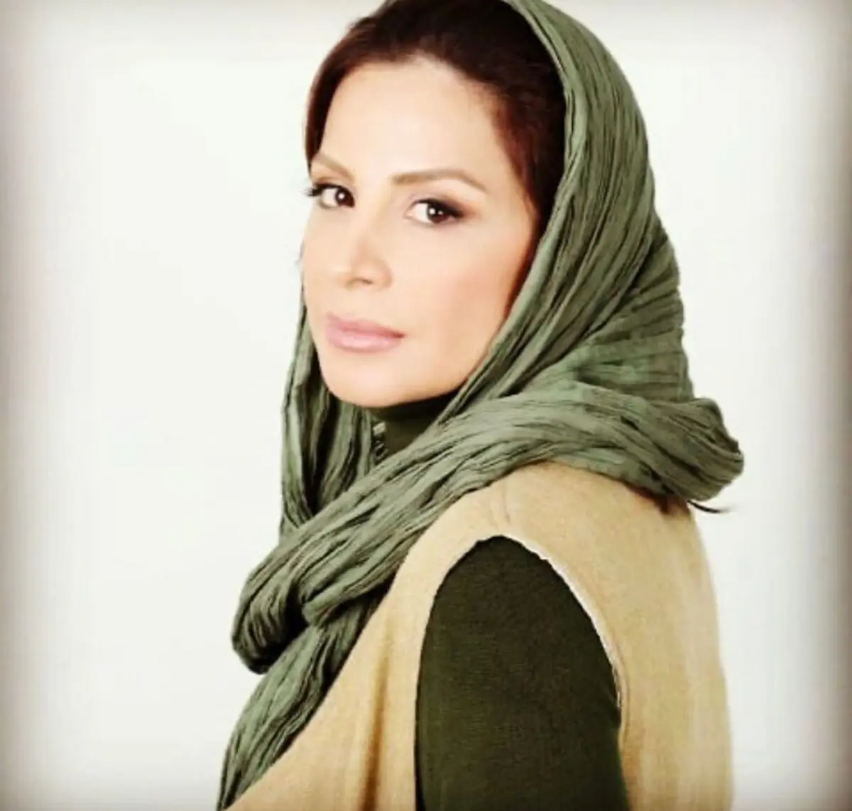 استايل جديد سيما تيرانداز + عكس