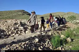 روی سنگ‌ها بنویس تا اتفاق بیفتد! /گزارش تصویری