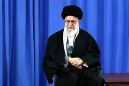 رهبرانقلاب: کم ندیدیم افرادی که چشمشان به پول و مقام خورد و از این رو به آن رو شدند!