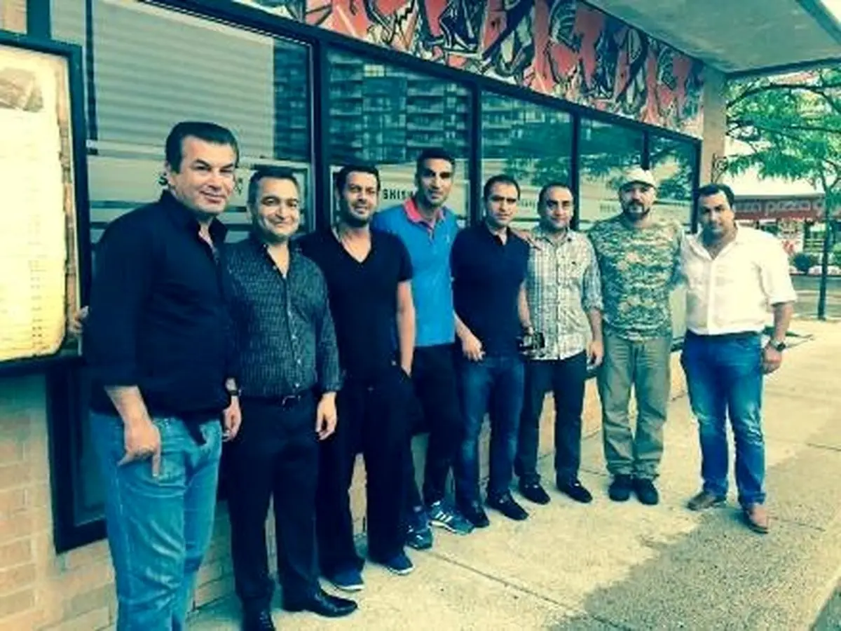 عکسی از تورنتوگردی کامبیز دیرباز ، پژمان بازغی ، هاشمی نسب ، استیلی و عضو هیات مدیره پرسپولیس!