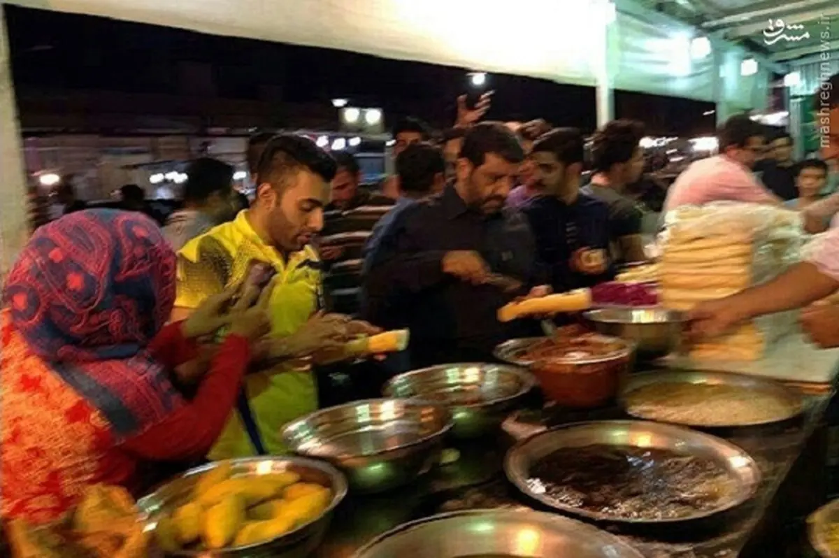 ضرغامی در فلافل‌ فروشی‌های معروف اهواز/ عکس