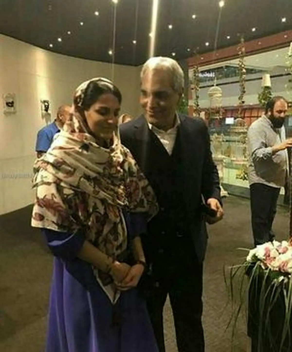 مهران مدیری و دخترش در اکران فیلم جدیدش/عکس