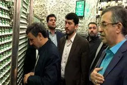 حضور احمدی‌نژاد و مشایی در حرم حضرت عبدالعظیم/عکس