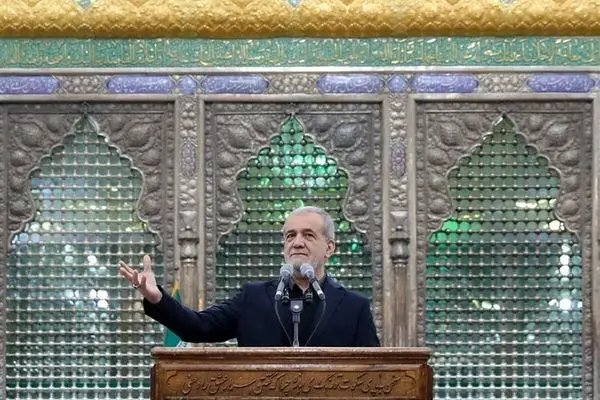 پزشکیان : دشمنان سوگندخورده به دنبال تبدیل اعتراضات به جنگ داخلی اند